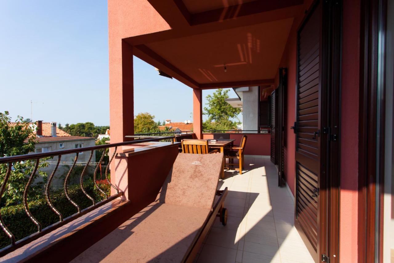 Apartments Banic Poreč Eksteriør bilde