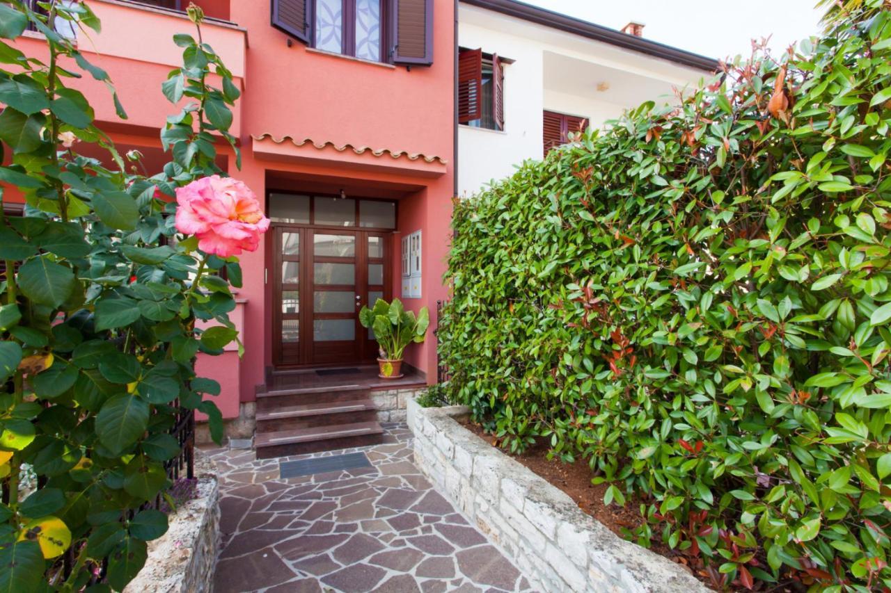 Apartments Banic Poreč Eksteriør bilde